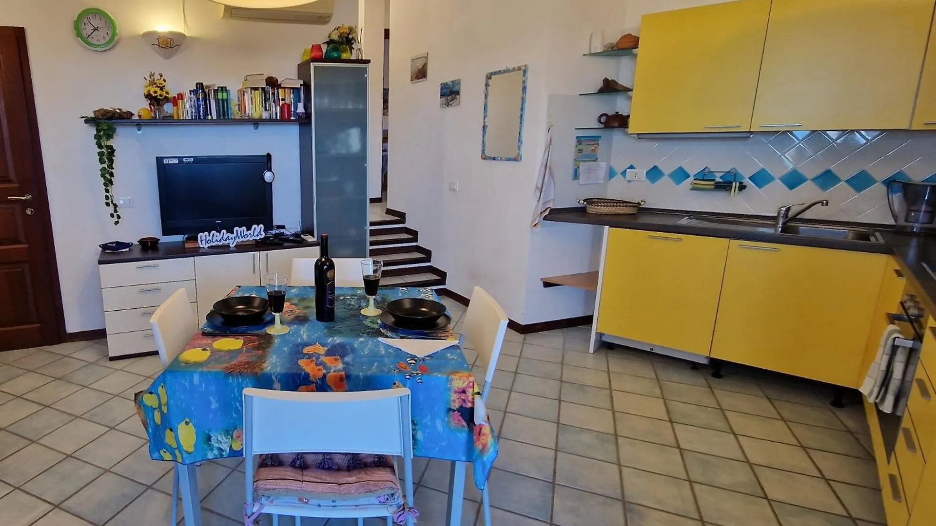 Helen'S House By Holiday World San Pasquale 0*,